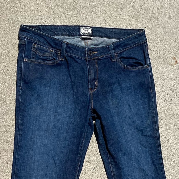 Levi’s low boot cut 545 jeans. Vintage. Size 14 - Picture 6 of 9